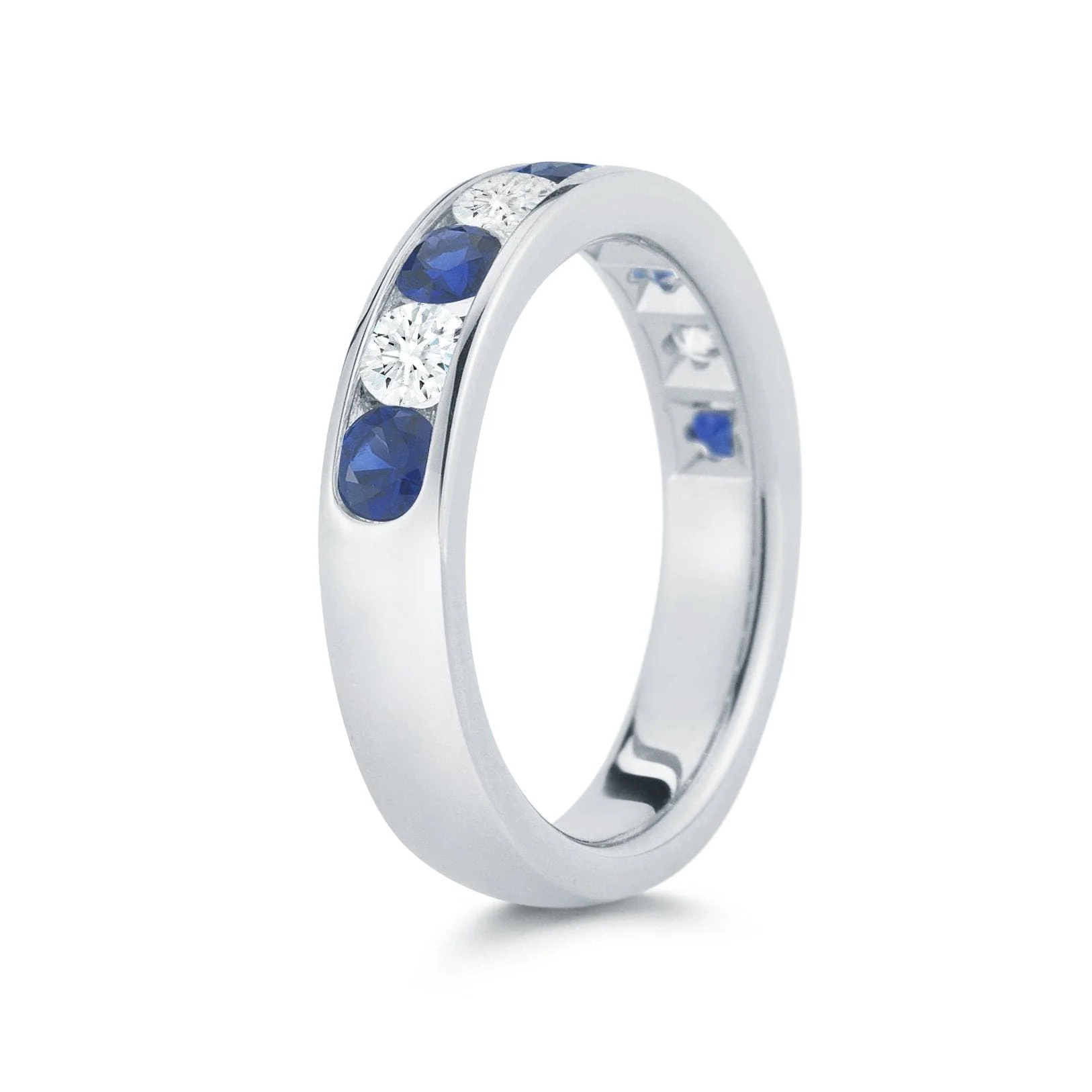 18K White Gold Sapphire and Diamond Wedding Ring - Image 3