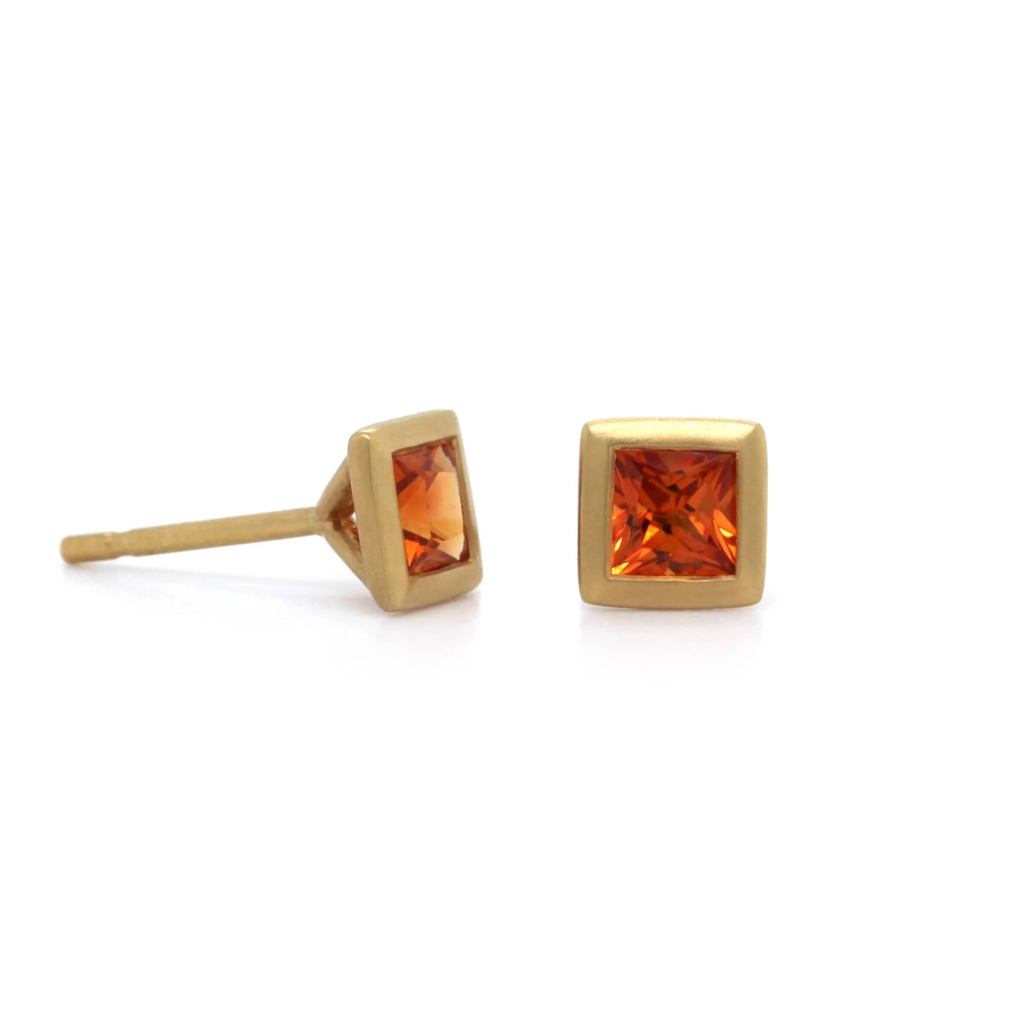 18K Yellow Gold Orange Sapphire Stud Earrings - Image 3