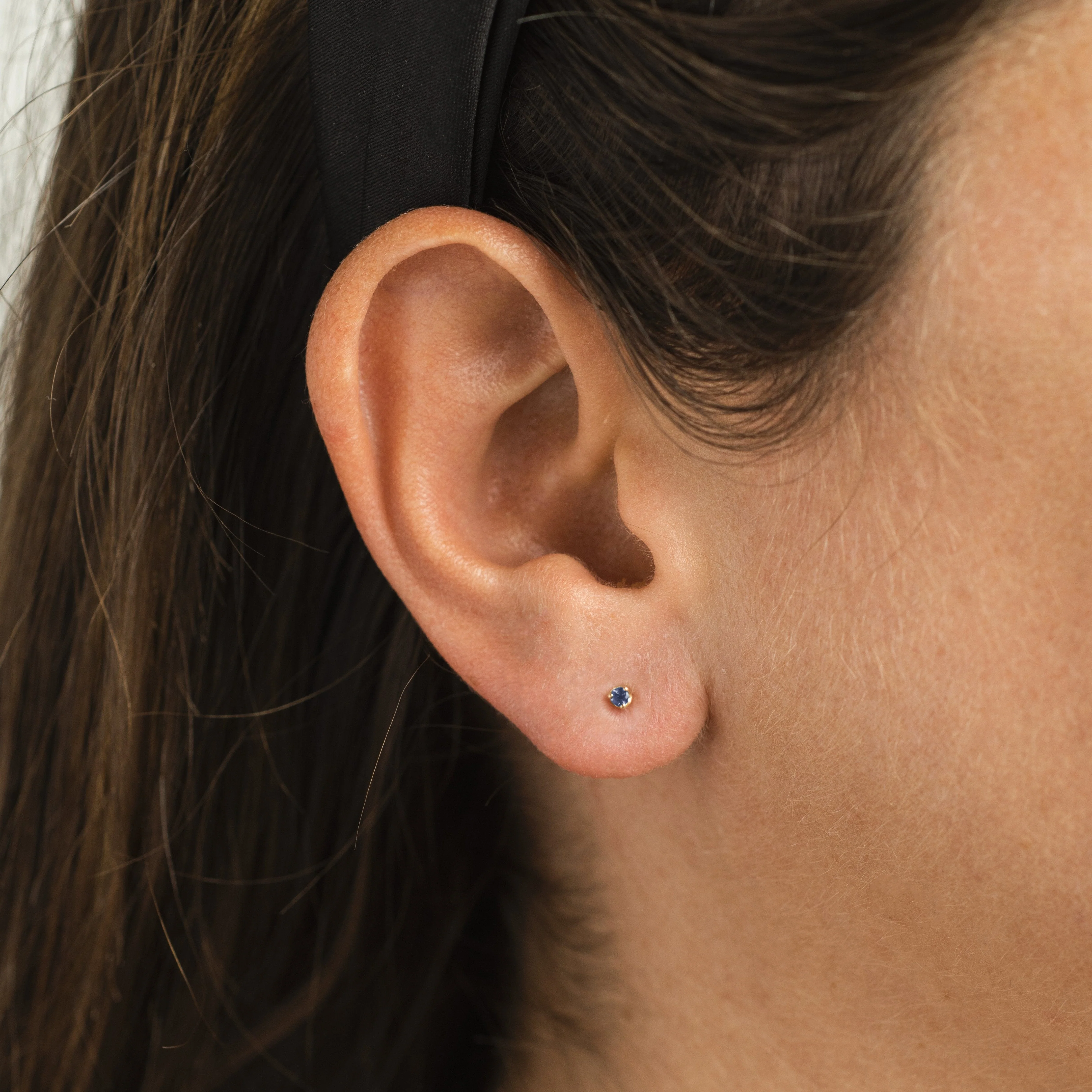 Zoe Chicco 14K Yellow Gold Blue Sapphire Stud Earrings - Image 2