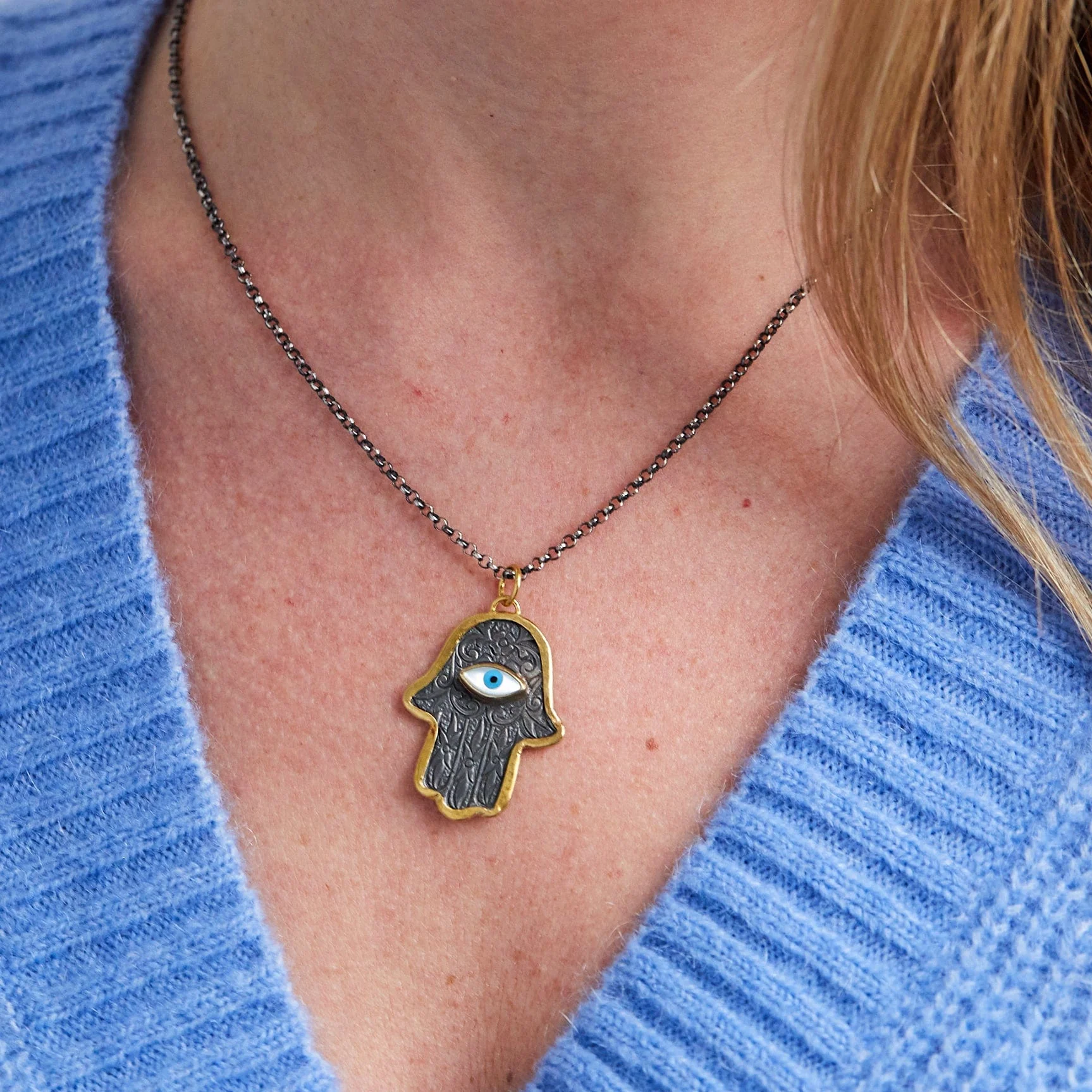 24K Yellow Gold and Sterling Silver Mother of Pearl Hamsa Charm - Image 2