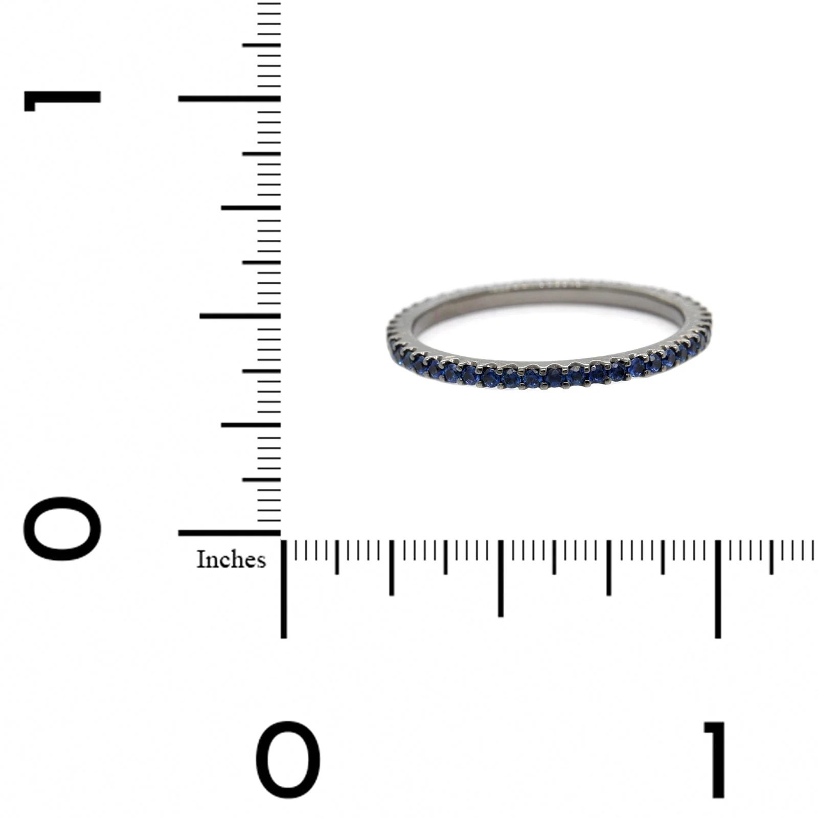 18K White Gold Shared Prong Sapphire Ring - Image 4