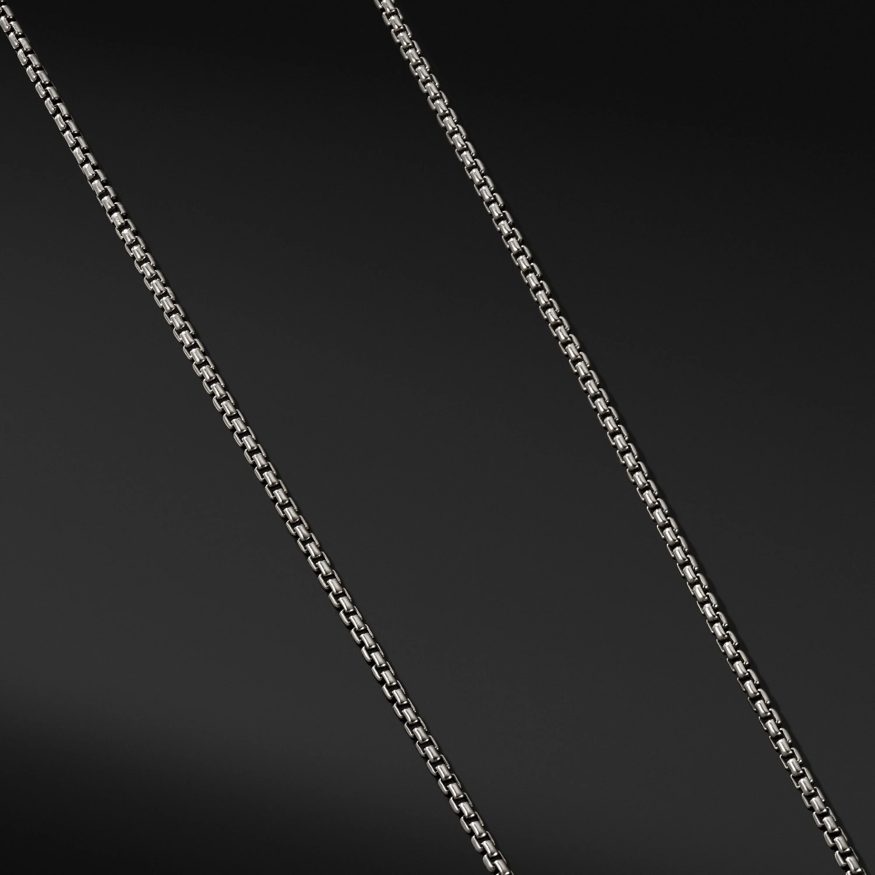 Box Chain Necklace in Sterling Silver, 2.7mm - Image 3