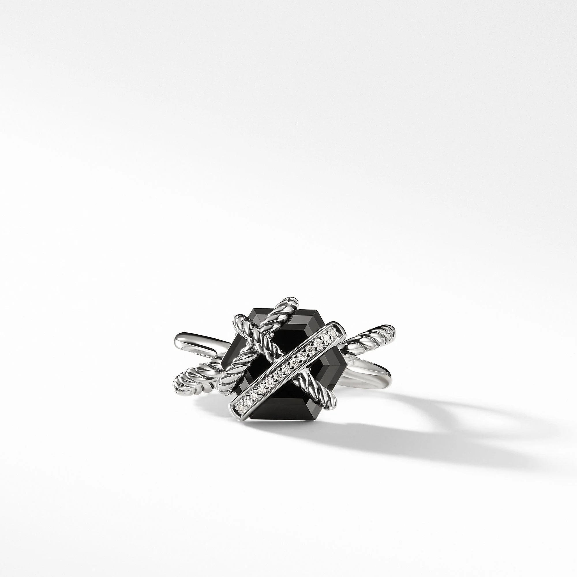 Ring with Black Onyx and Diamonds - Image 3