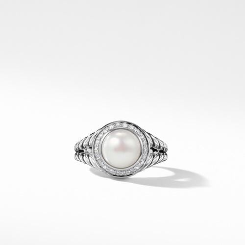 Pearl Ring with Diamonds