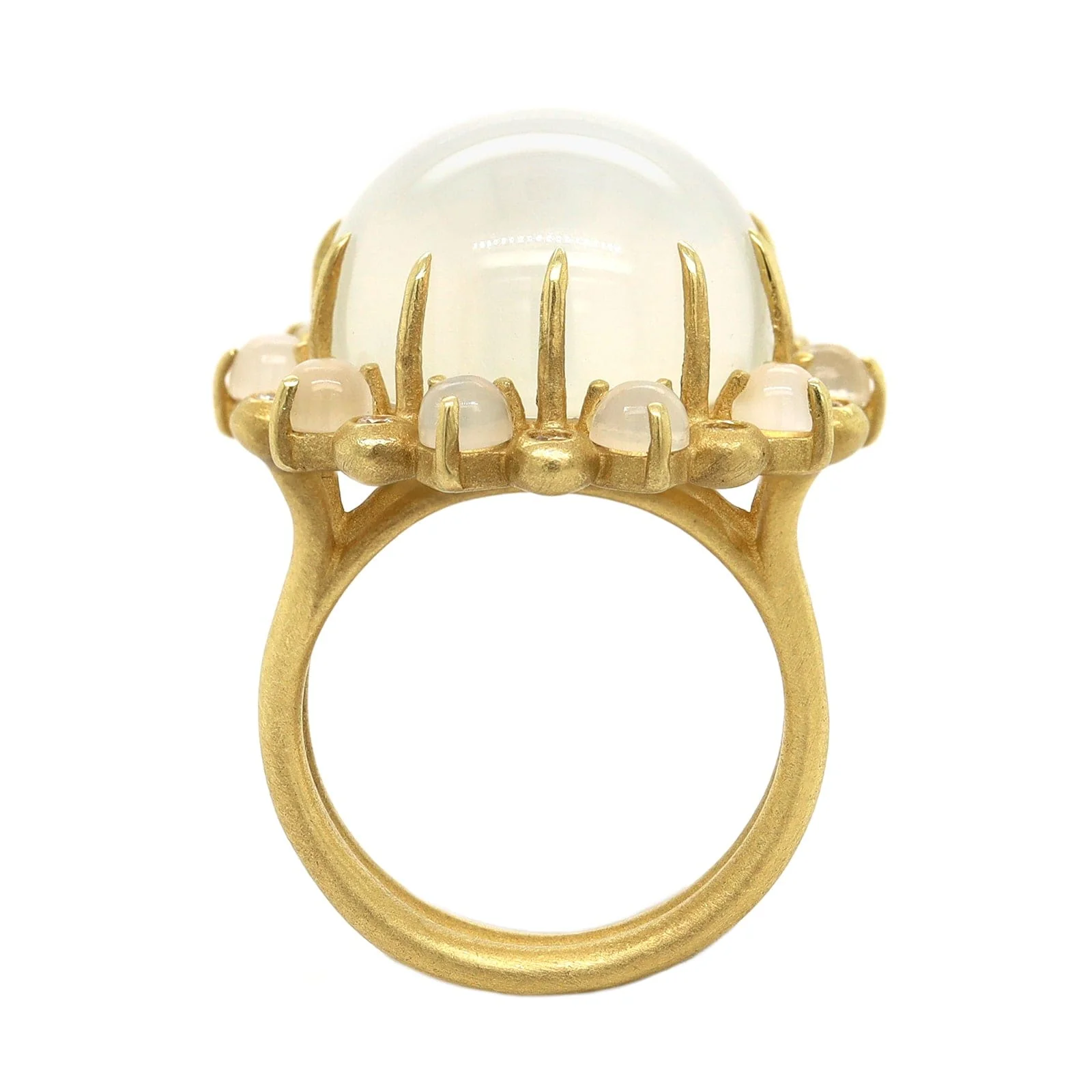 Suzy Landa 18K Yellow Gold One Of A Kind Cat's Eye Moonstone and Diamond Ring - Image 3