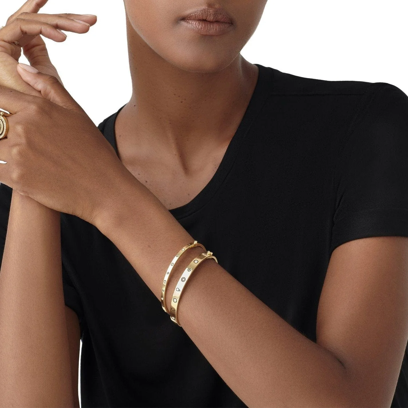 Temple St. Clair 18K Yellow Gold Astrid Bangle Bracelet - Image 2