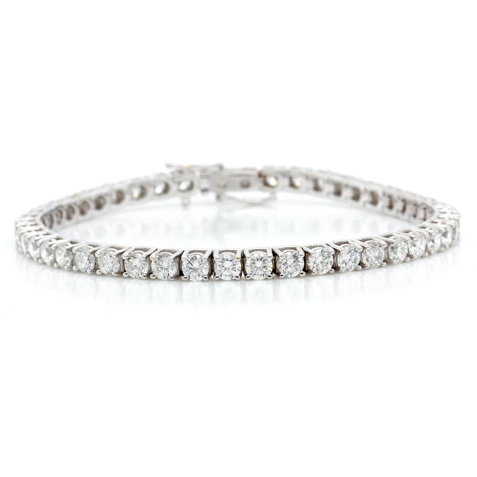 18K White Gold Diamond Tennis Bracelet