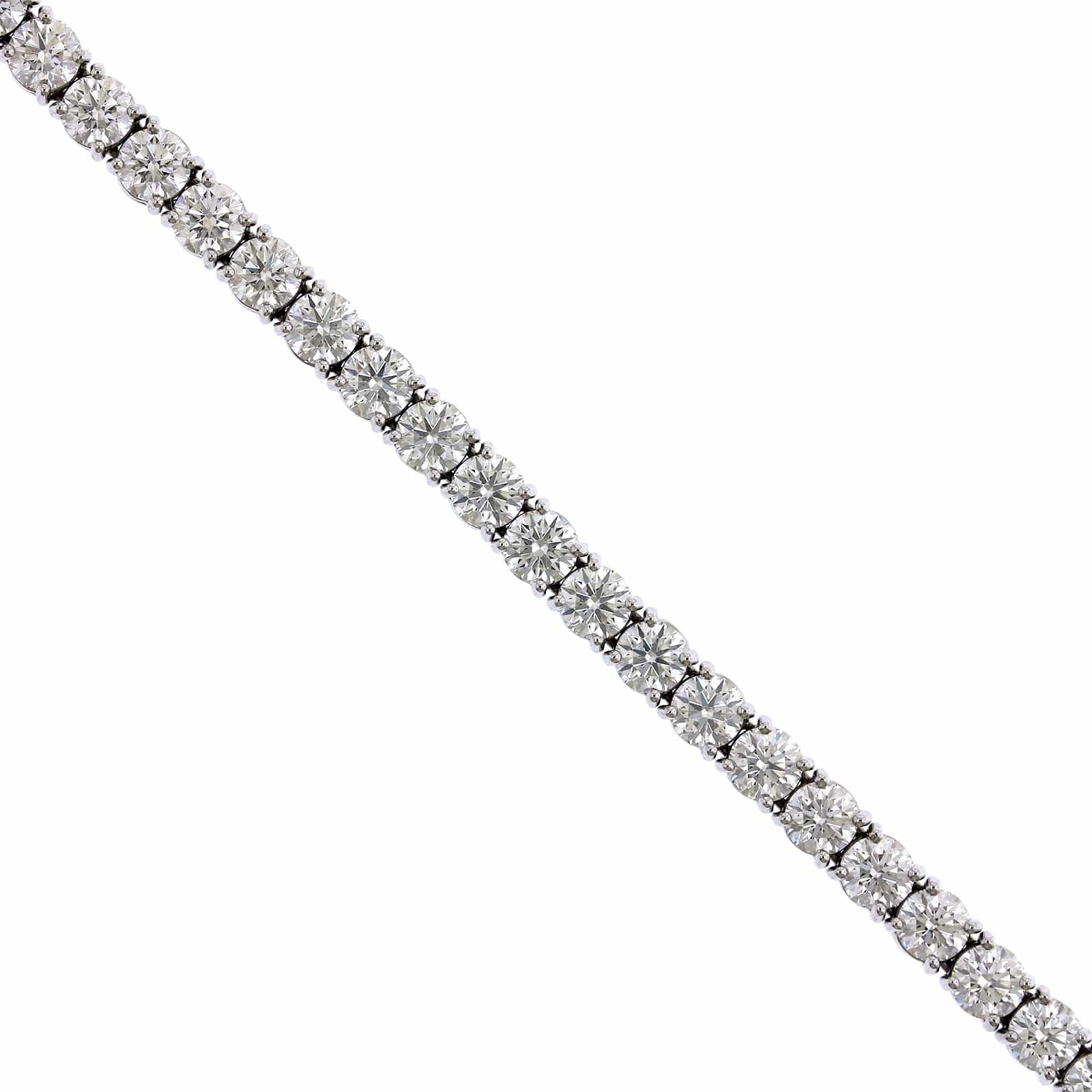 18K White Gold 4 Prong Diamond Tennis Bracelet - Image 2