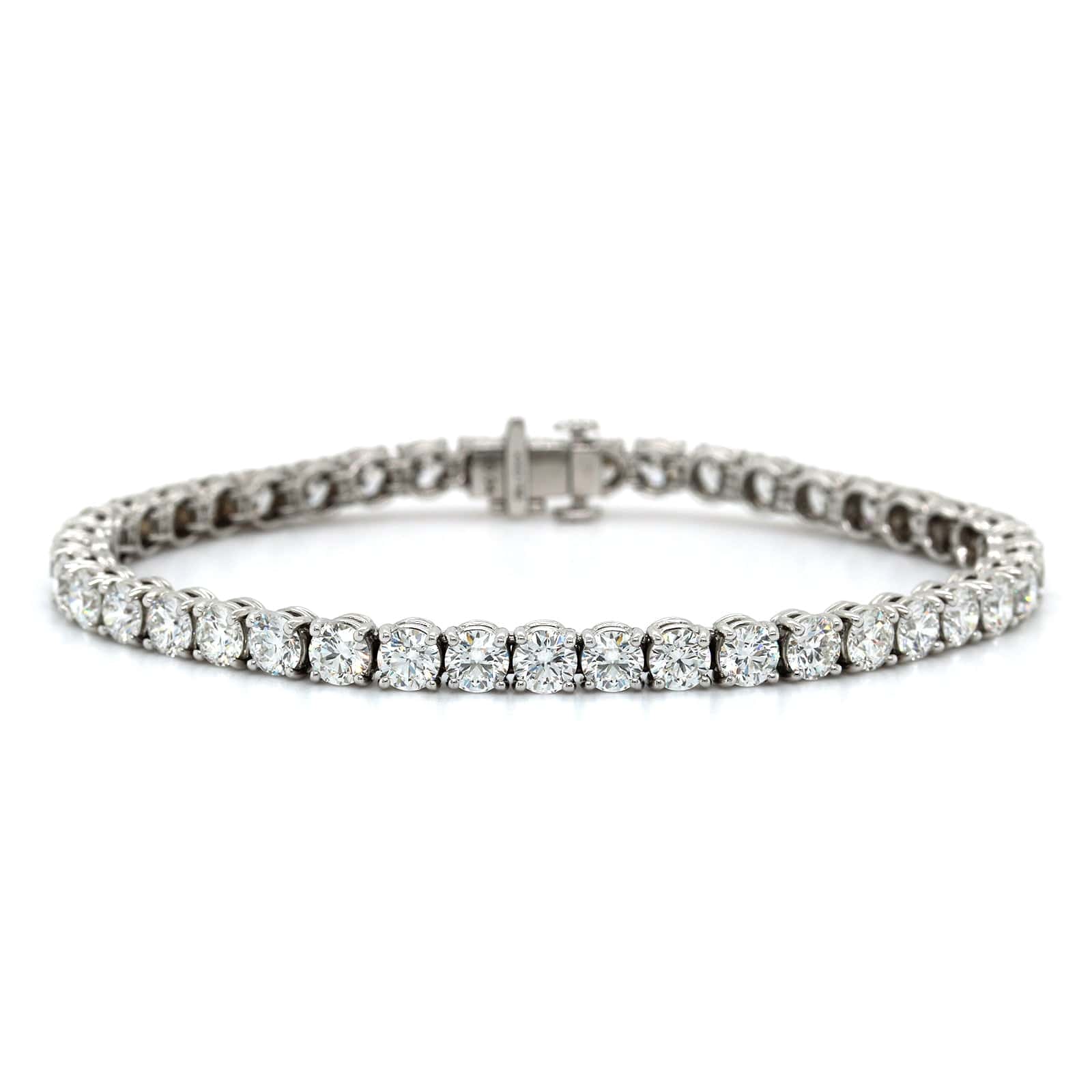 18K White Gold 4 Prong Diamond Tennis Bracelet - Image 4