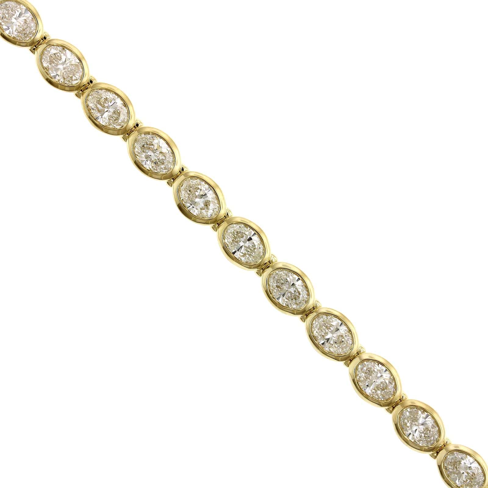 18K Yellow Gold Oval Cut Diamond Bezel Set Bracelet - Image 3
