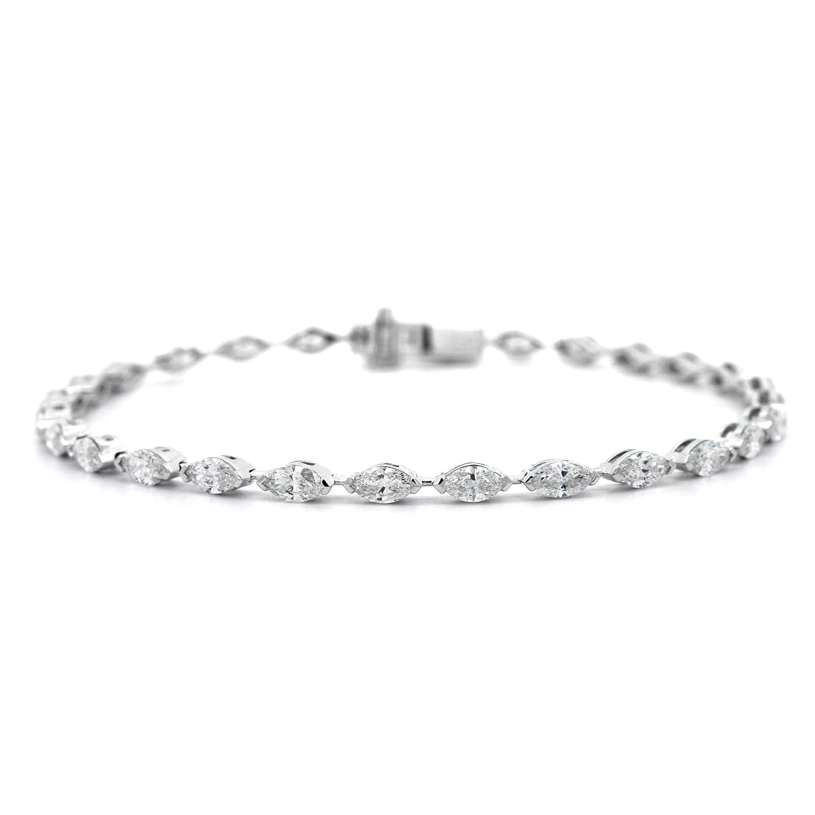 18K White Gold Marquise Cut Diamond Tennis Bracelet - Image 4