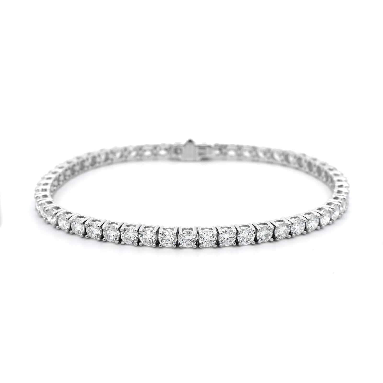 18K White Gold Diamond Tennis Bracelet - Image 4