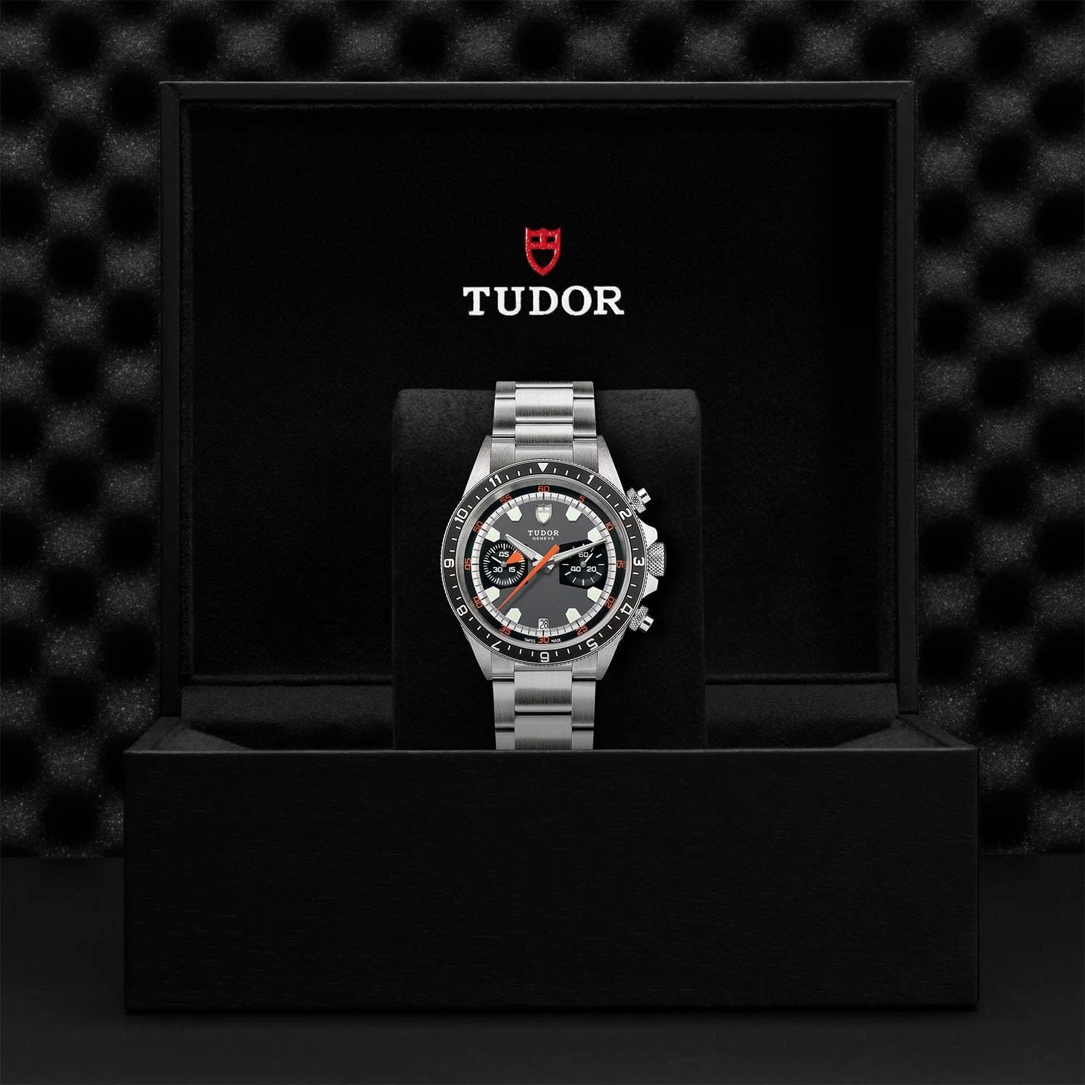 TUDOR Heritage Chrono Steel M70330N-0001 - Image 4