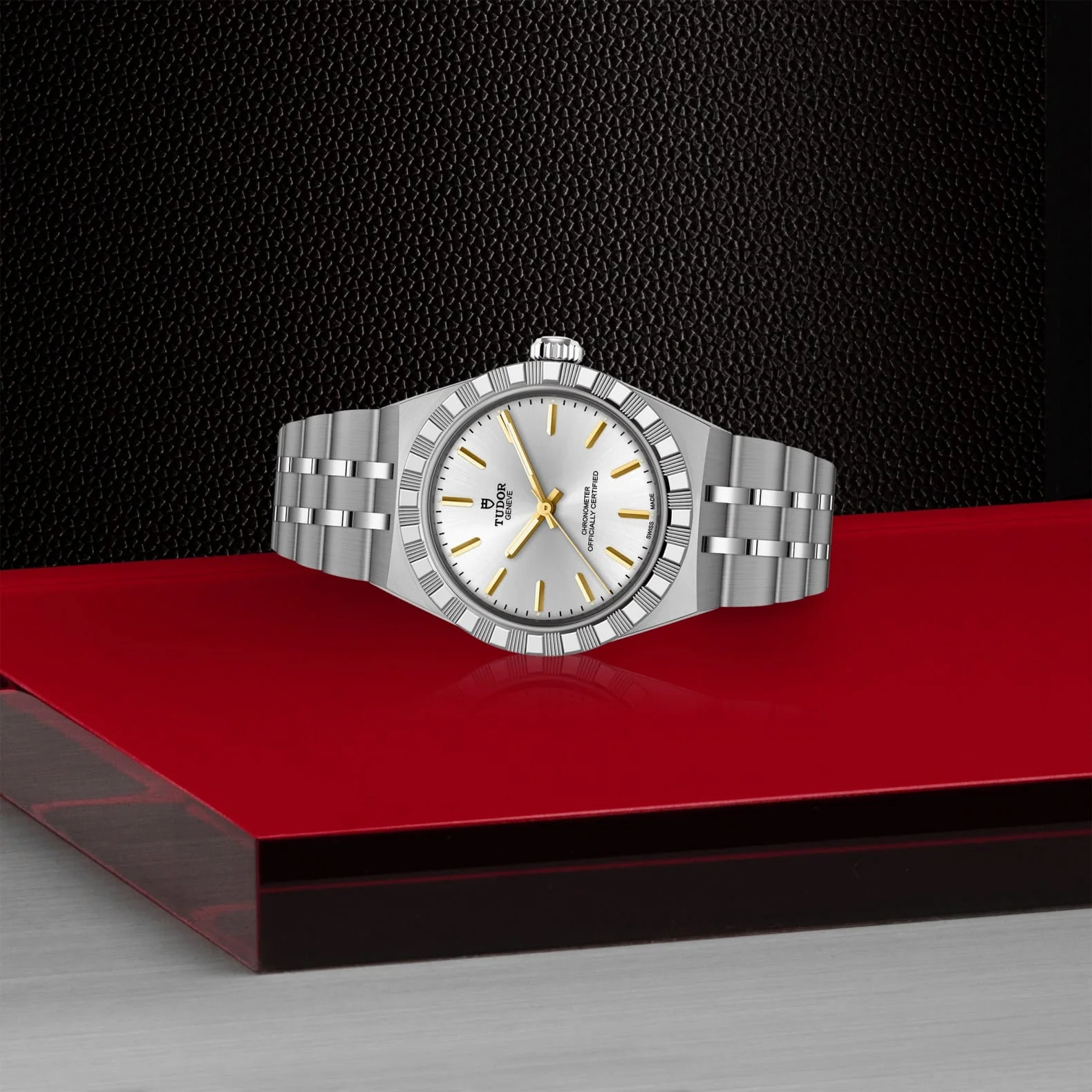TUDOR Royal 30mm Steel M2830A1A0-0002 - Image 3