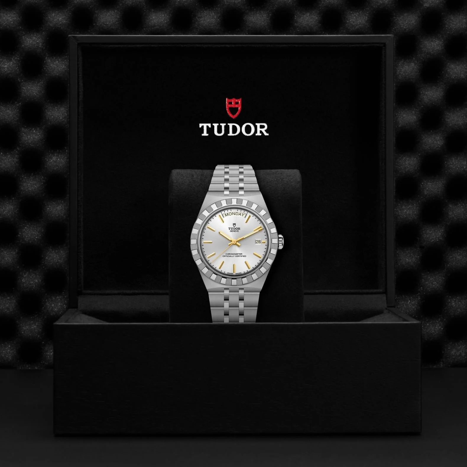 TUDOR Royal 40mm Steel M2840D1A0-0004 - Image 4