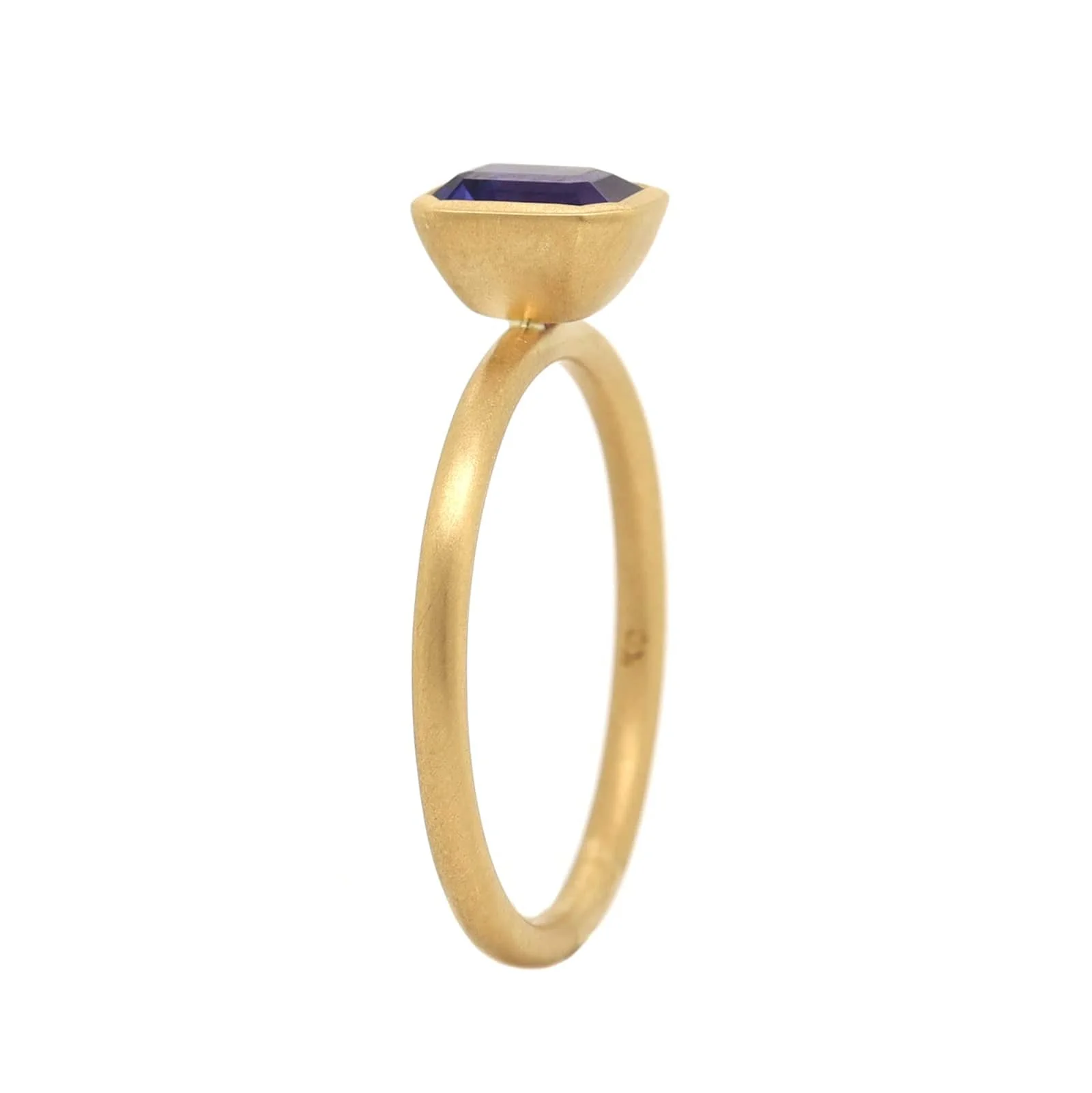 18K Yellow Gold Bezel Set Emerald Cut Tanzanite Ring - Image 2