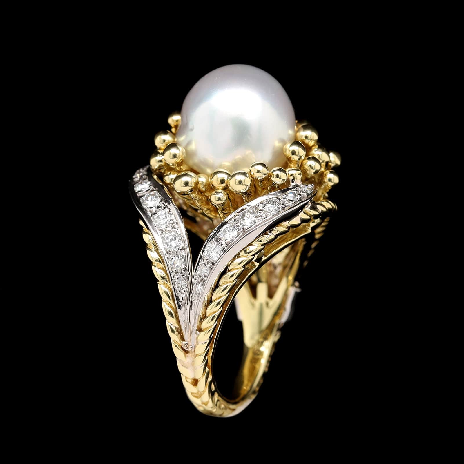Vintage 18K Two-tone Gold Estate Cultured Pearl and Diamond Ring - Image 2