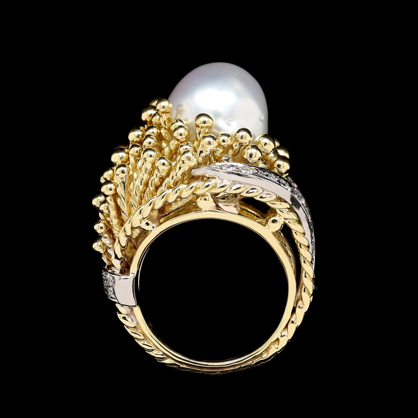Vintage 18K Two-tone Gold Estate Cultured Pearl and Diamond Ring - Image 5