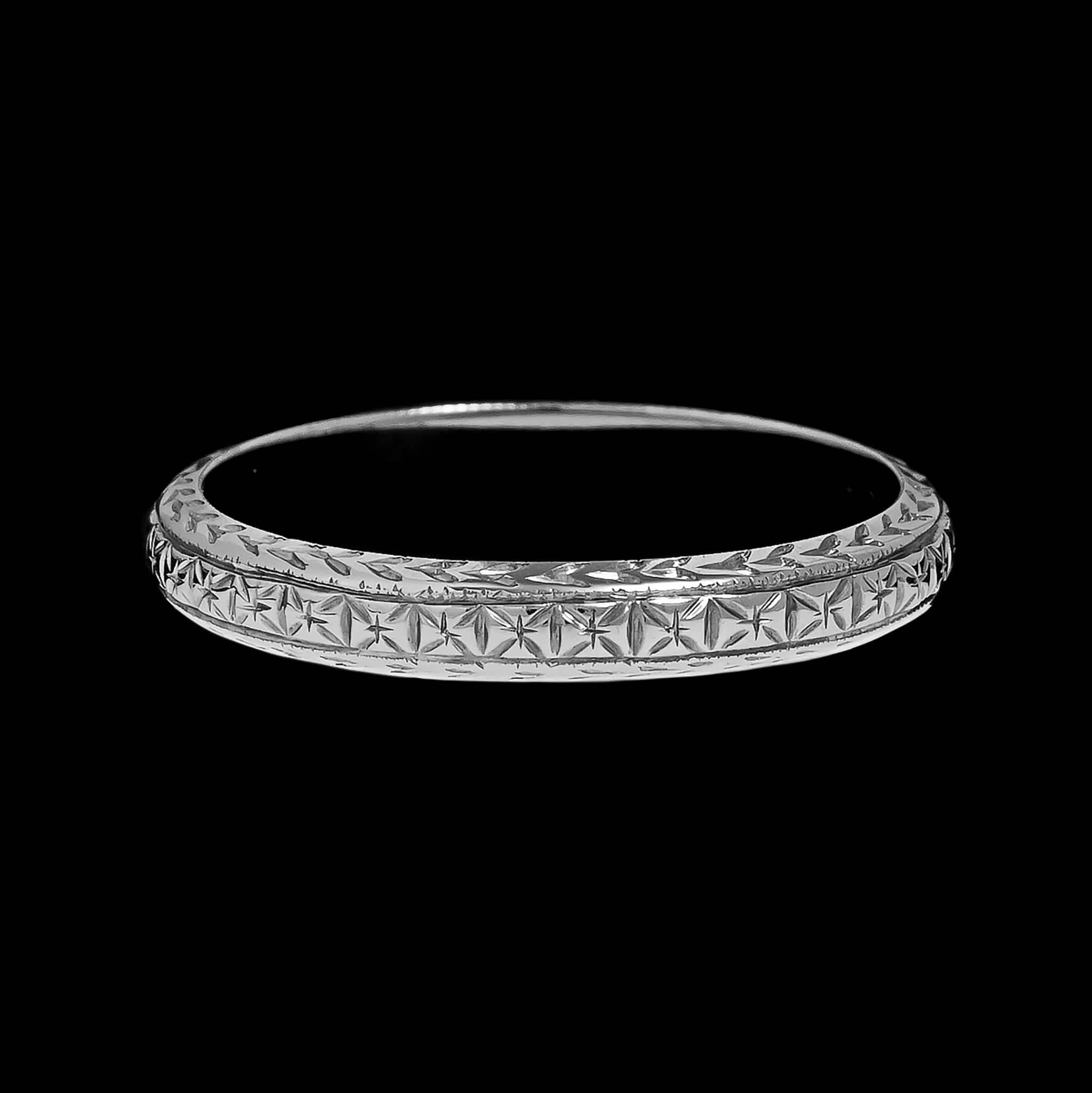Vintage 18K White Gold Estate Engraved Wedding Band