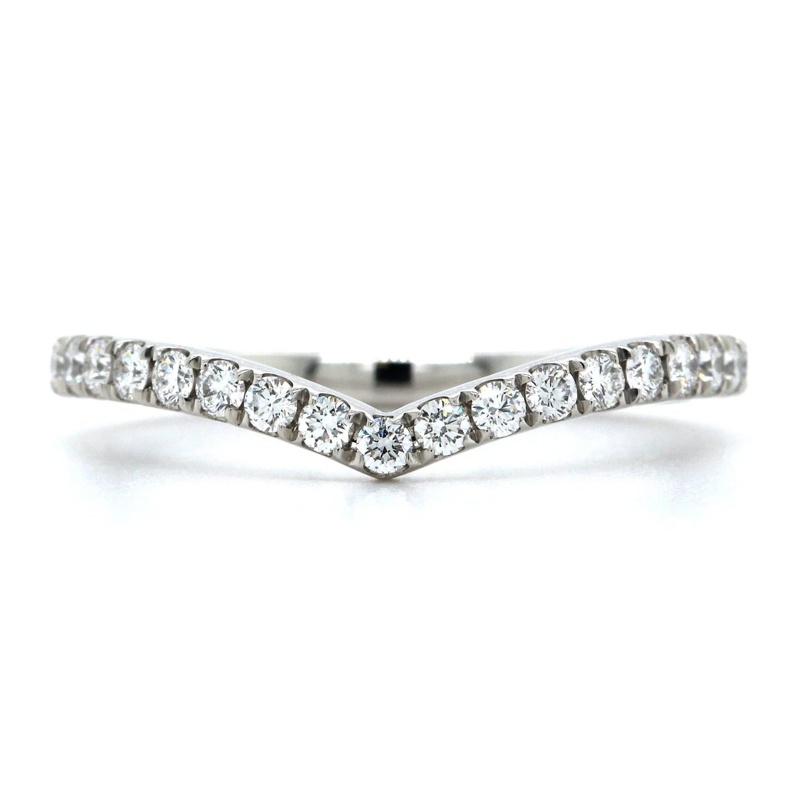 Platinum Shared Prong V Shape Diamond Band - Image 4
