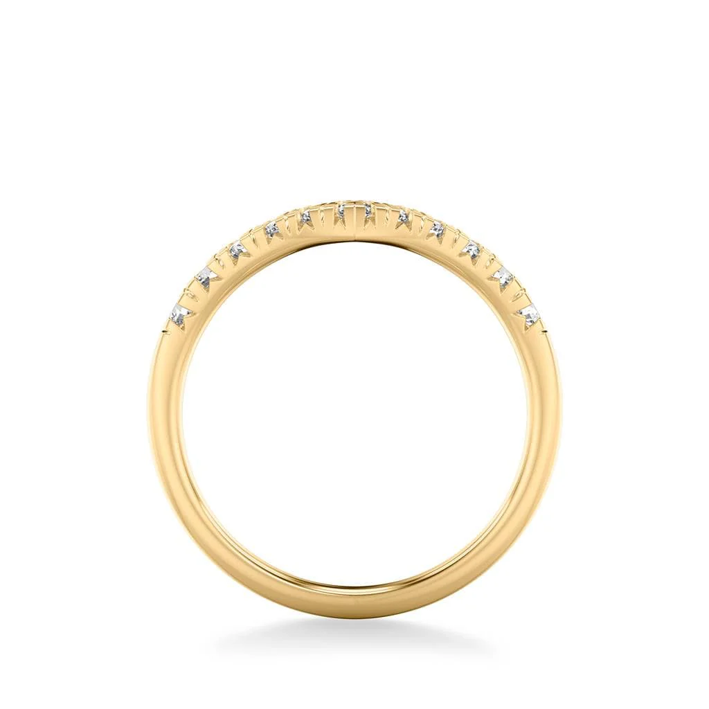 18K Yellow Gold V Shaped Graduated Diamond Band - Image 3
